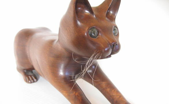 Rzeźba z Drewna Kot Drewniany